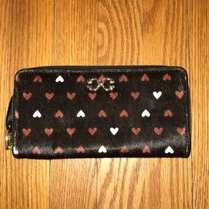 c. wonder wallet